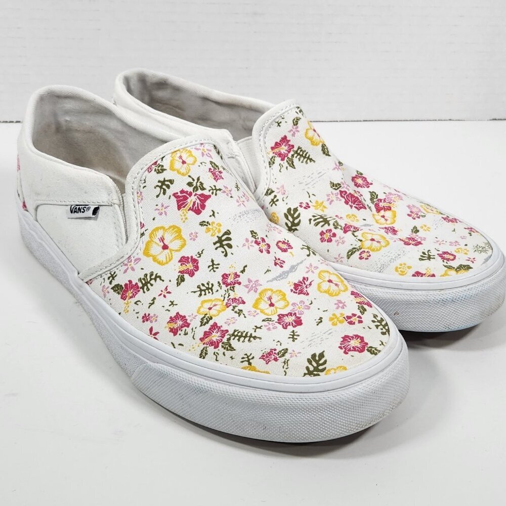 VANS | Classic Slip-on Canvas Tropical Floral Sneakers Size 9